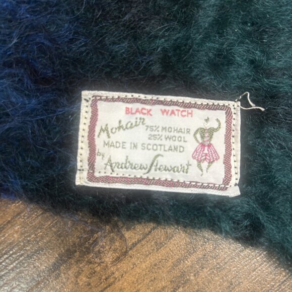 Andrew Steward Black Watch Plaid Scottish Mohair Rectangular Scarf With Fringe - Picture 3 of 6